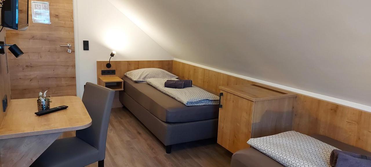 Großmehring Pension Delagera מראה חיצוני תמונה