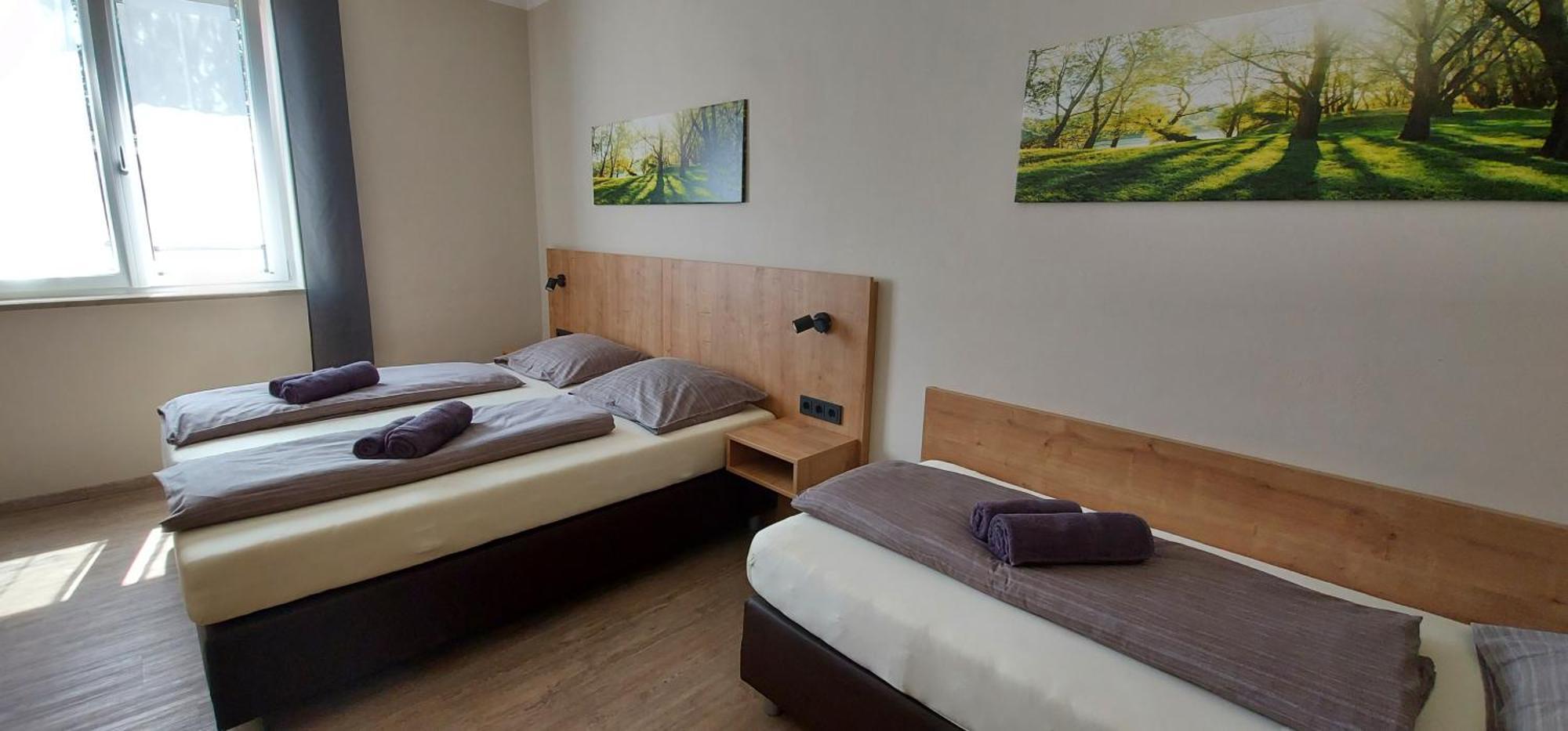 Großmehring Pension Delagera מראה חיצוני תמונה