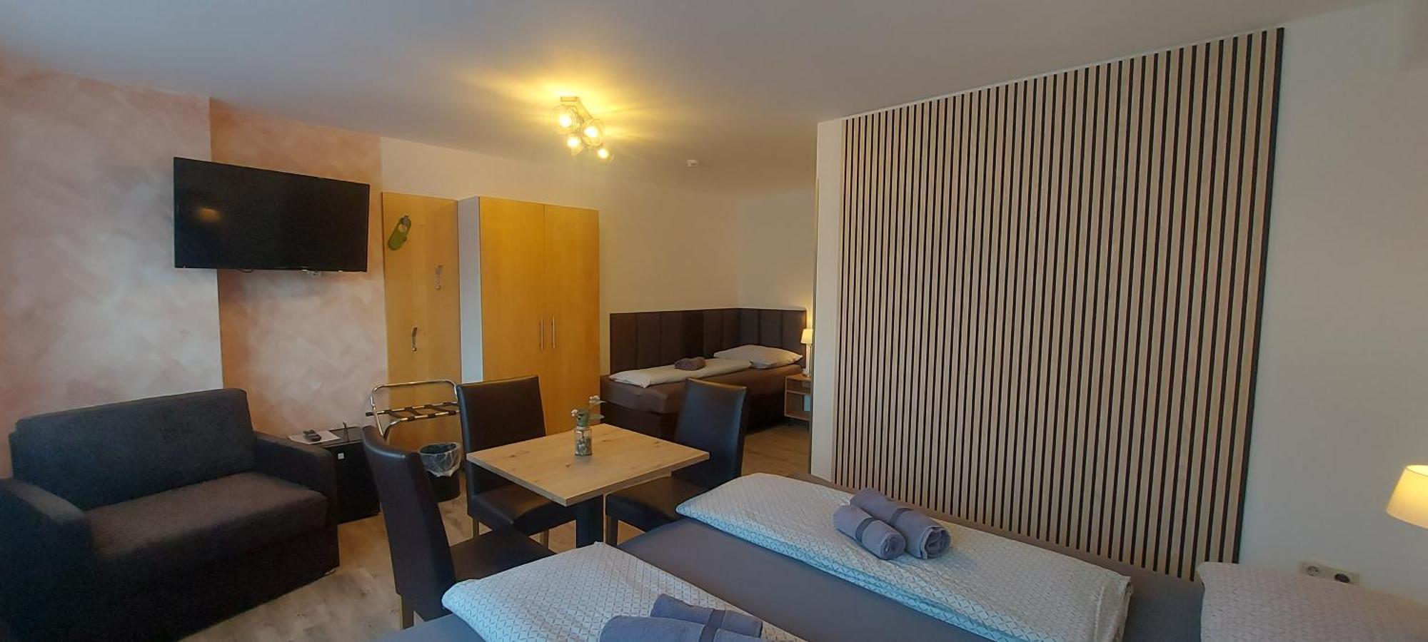 Großmehring Pension Delagera מראה חיצוני תמונה